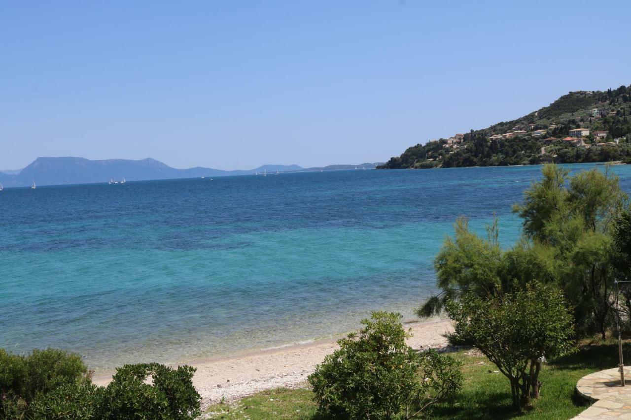 Lefkada Beachfront Apartment ニキアナ エクステリア 写真